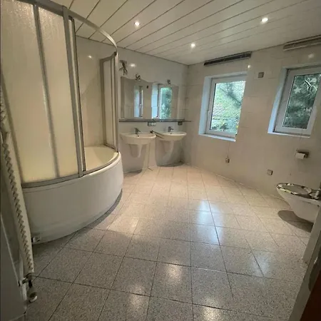 Haus Mit Riesigem Garten & Pool Tatil Evi Odelzhausen