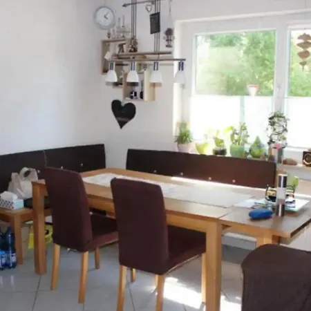Tatil Evi Haus Mit Riesigem Garten & Pool *