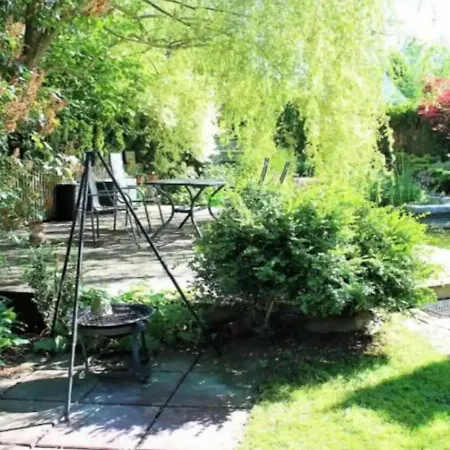 Haus Mit Riesigem Garten & Pool Prázdninový dům
