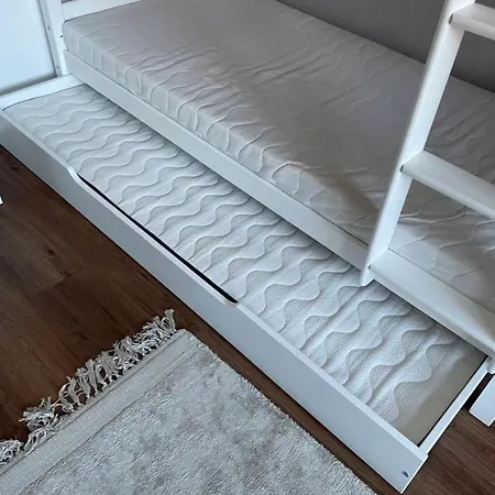 Prázdninový dům Haus Mit Riesigem Garten & Pool
