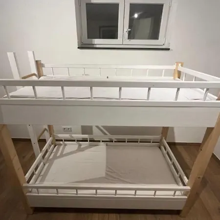 Haus Mit Riesigem Garten & Pool Prázdninový dům *